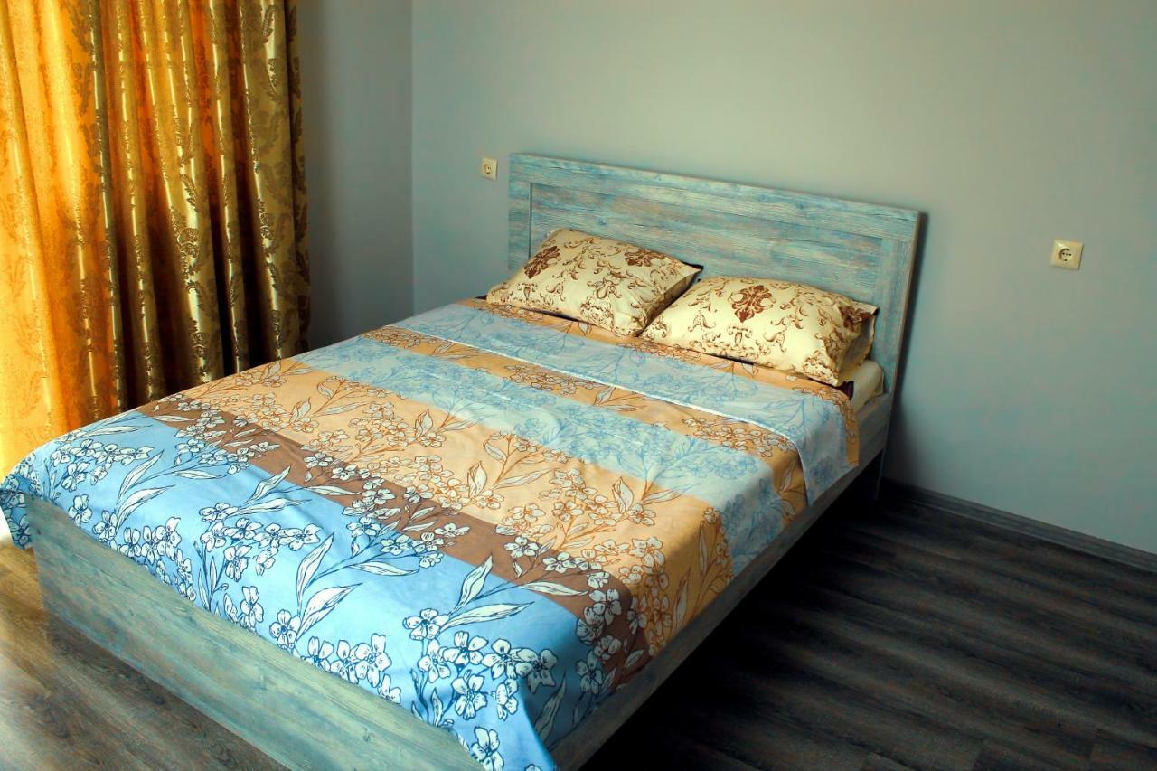 Tedo'S Guest House Makhinjauri Rom bilde